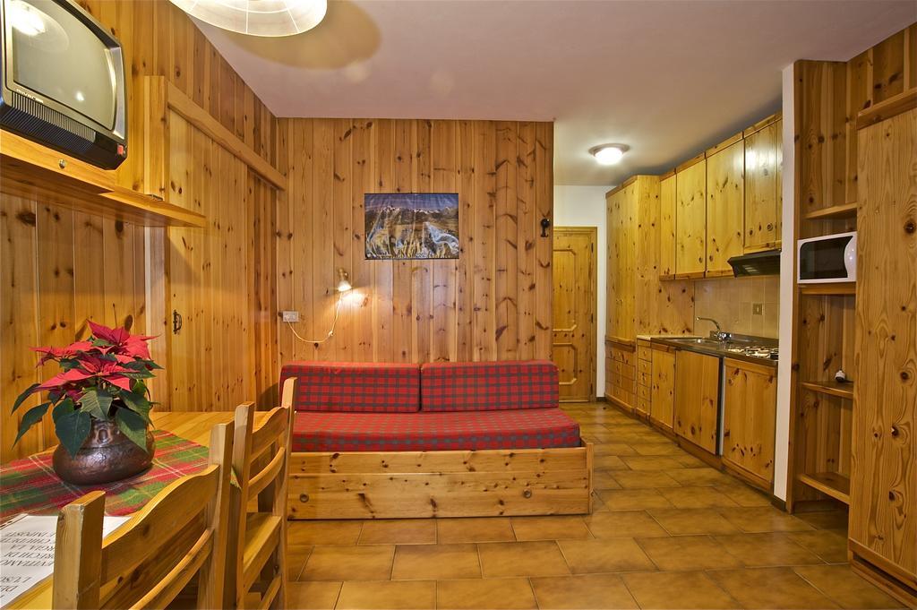 Residence Raffaella Santa Caterina di Valfurva Chambre photo